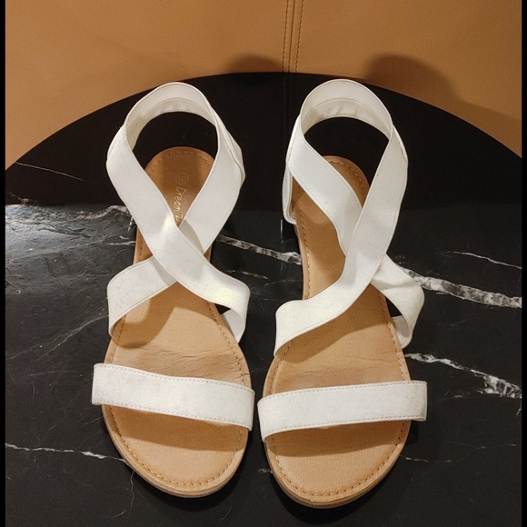 White sandals - Picture 1 of 3
